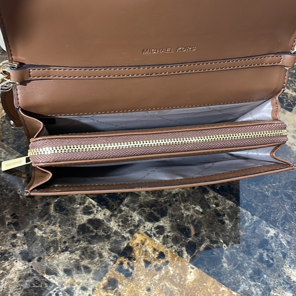 Michael Kors large zip around wallet crossbody Jet set Item - Picture 7 of 15